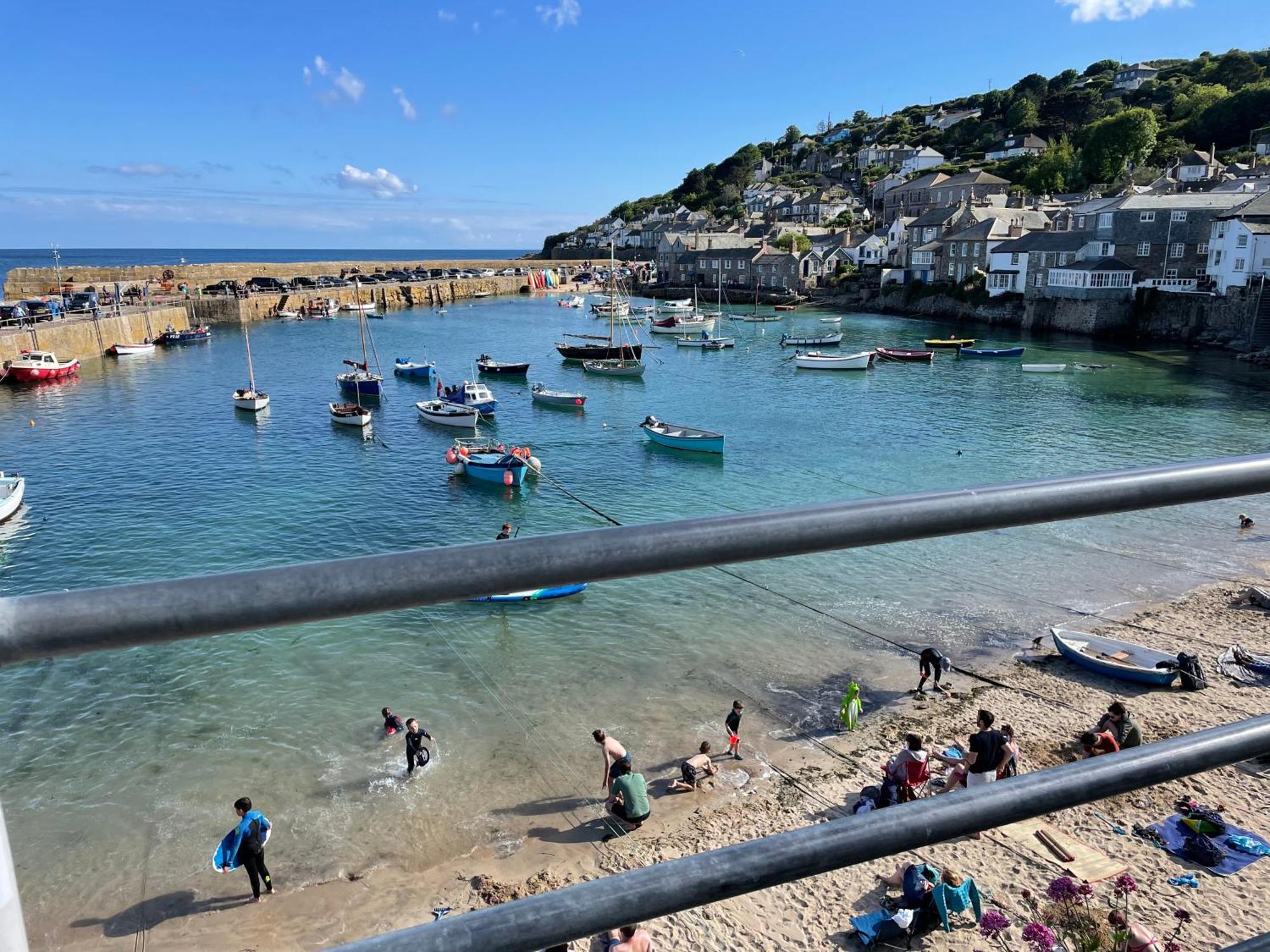 1-Bed Luxury Seafront Cabin In Heart Of Newlyn, Mousehole Екстериор снимка