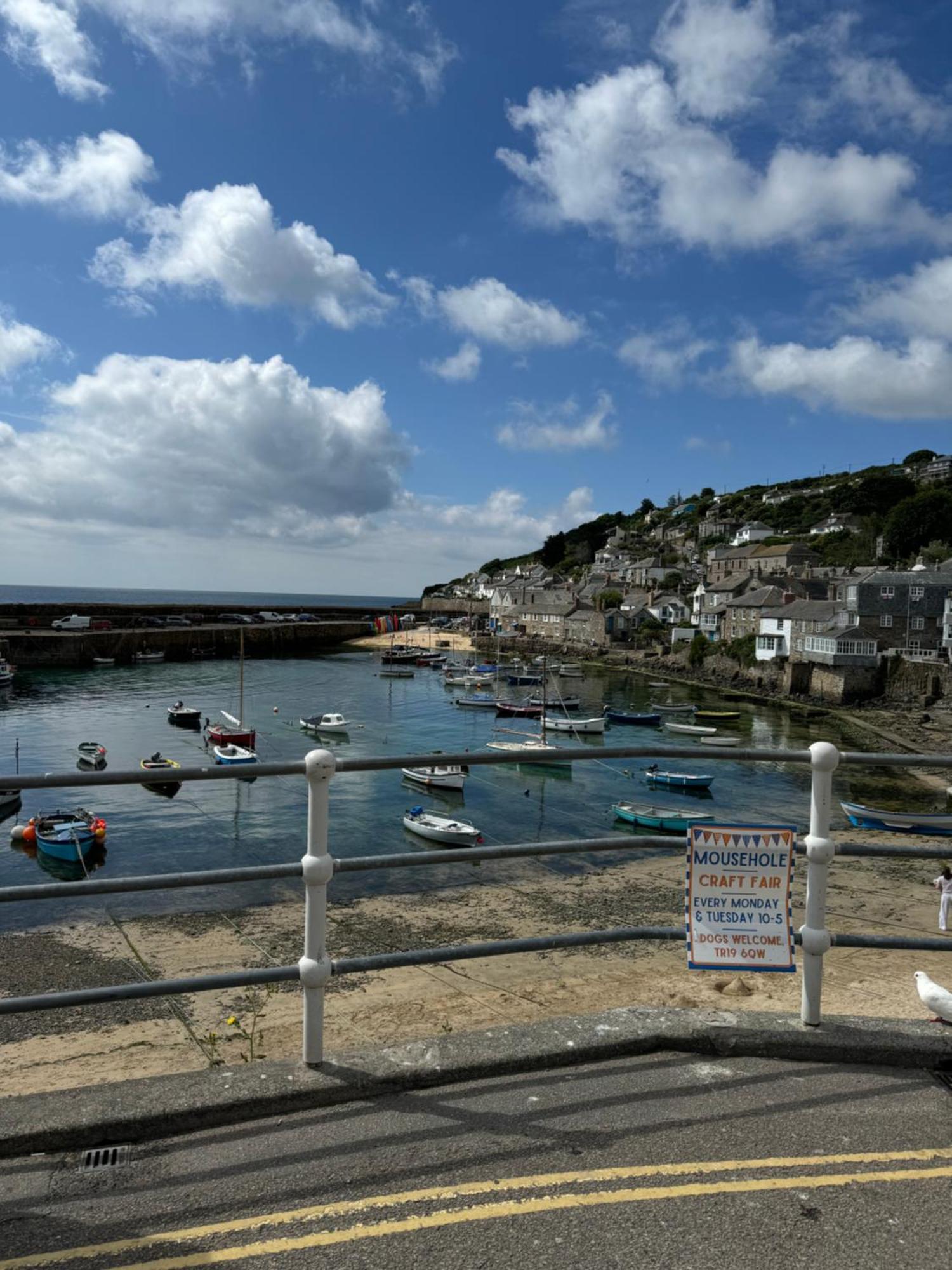 1-Bed Luxury Seafront Cabin In Heart Of Newlyn, Mousehole Екстериор снимка